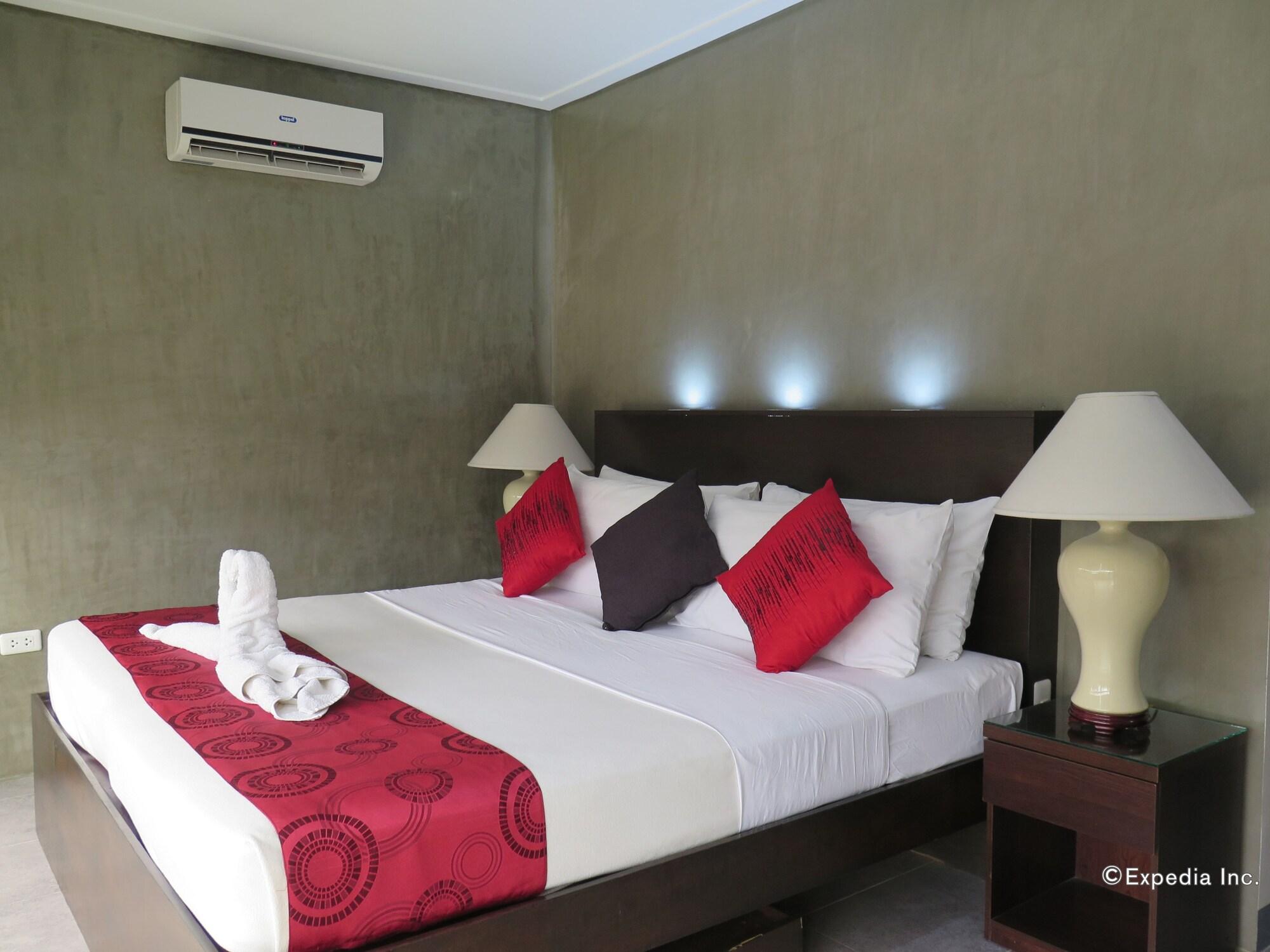 717 Cesar Place Hotel Tagbilaran City Exterior foto