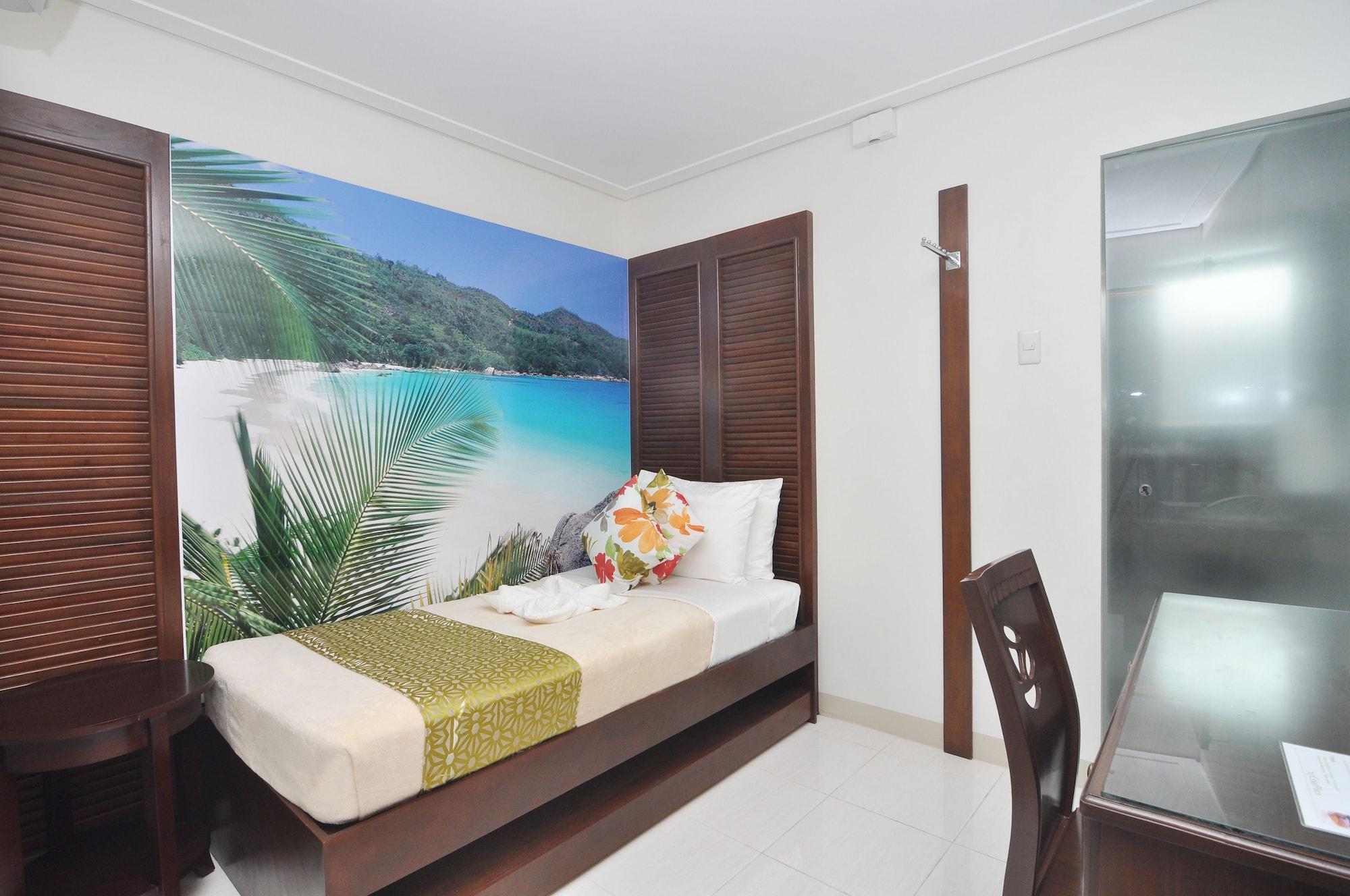 717 Cesar Place Hotel Tagbilaran City Exterior foto