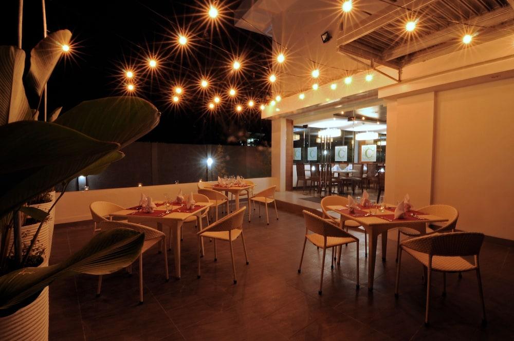 717 Cesar Place Hotel Tagbilaran City Exterior foto
