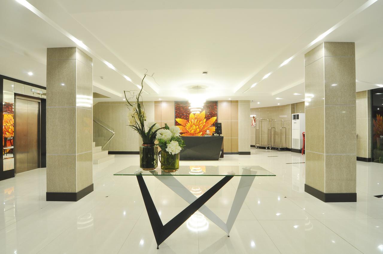717 Cesar Place Hotel Tagbilaran City Exterior foto